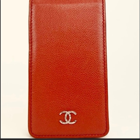 CHANEL Accessories - Chanel phone case with card slots *100% authentic❤️ **smart phone